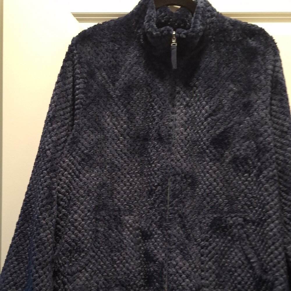 Lightweight soft zipper jacket, CuddlDuds